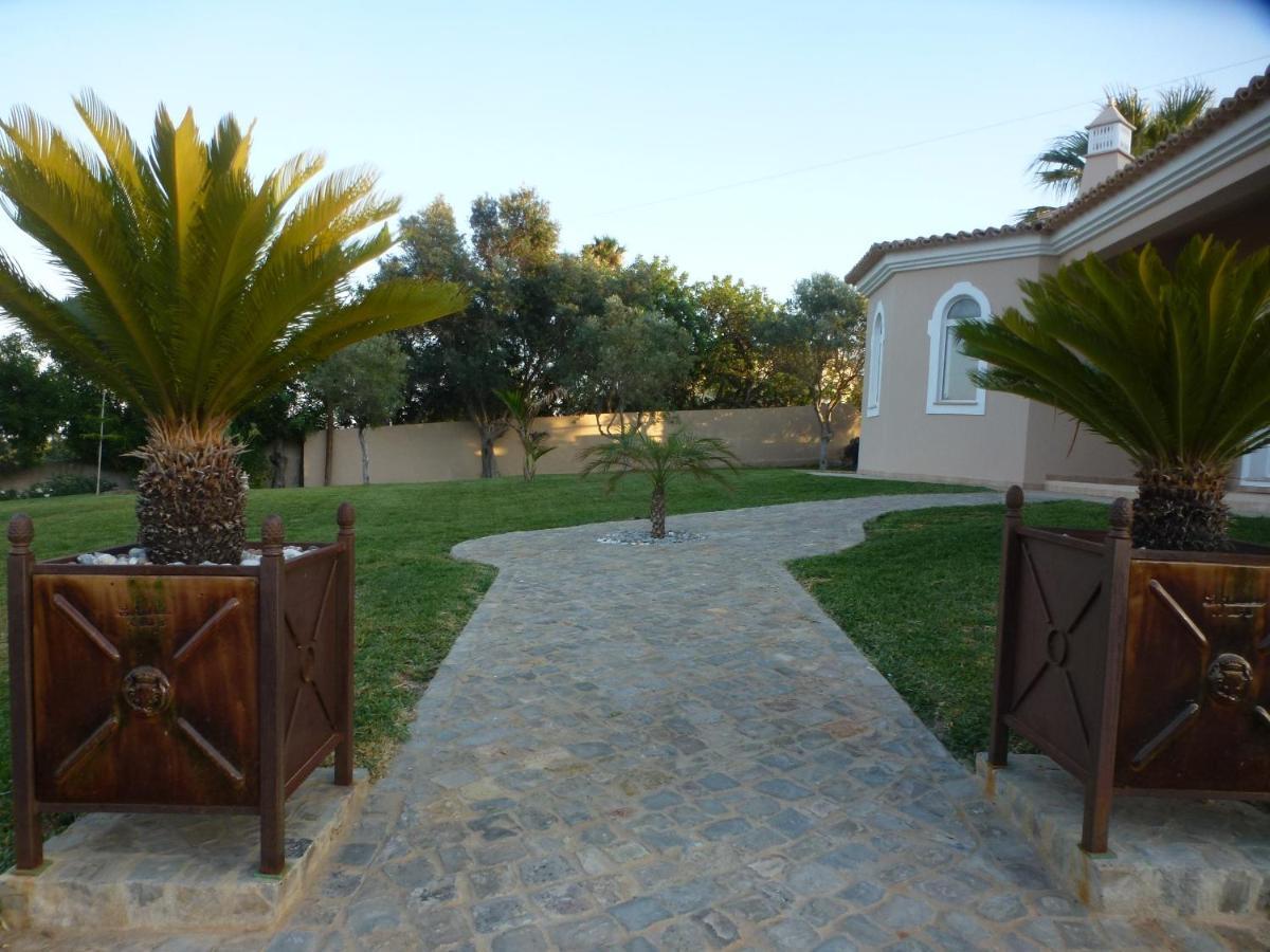 Villa L'Estaque Armacao de Pera Exterior photo